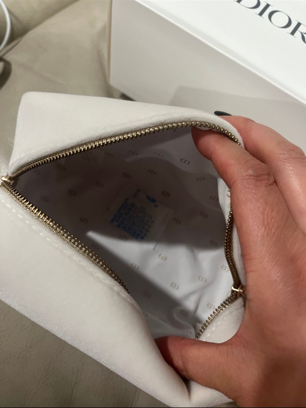Dior makeup bag - Picture 2 of 2